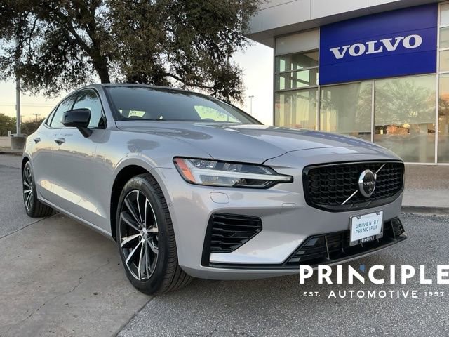 Certified 2025 Volvo S60 T8 Plus AWD/4WD image 1