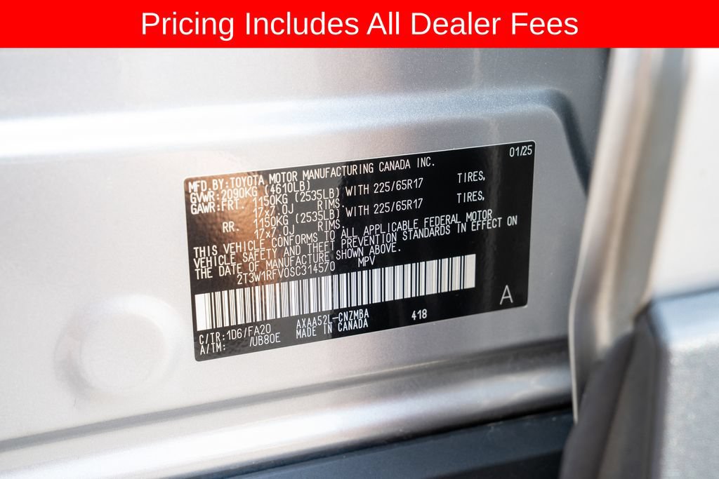 Used 2025 Toyota RAV4 XLE FWD image 19