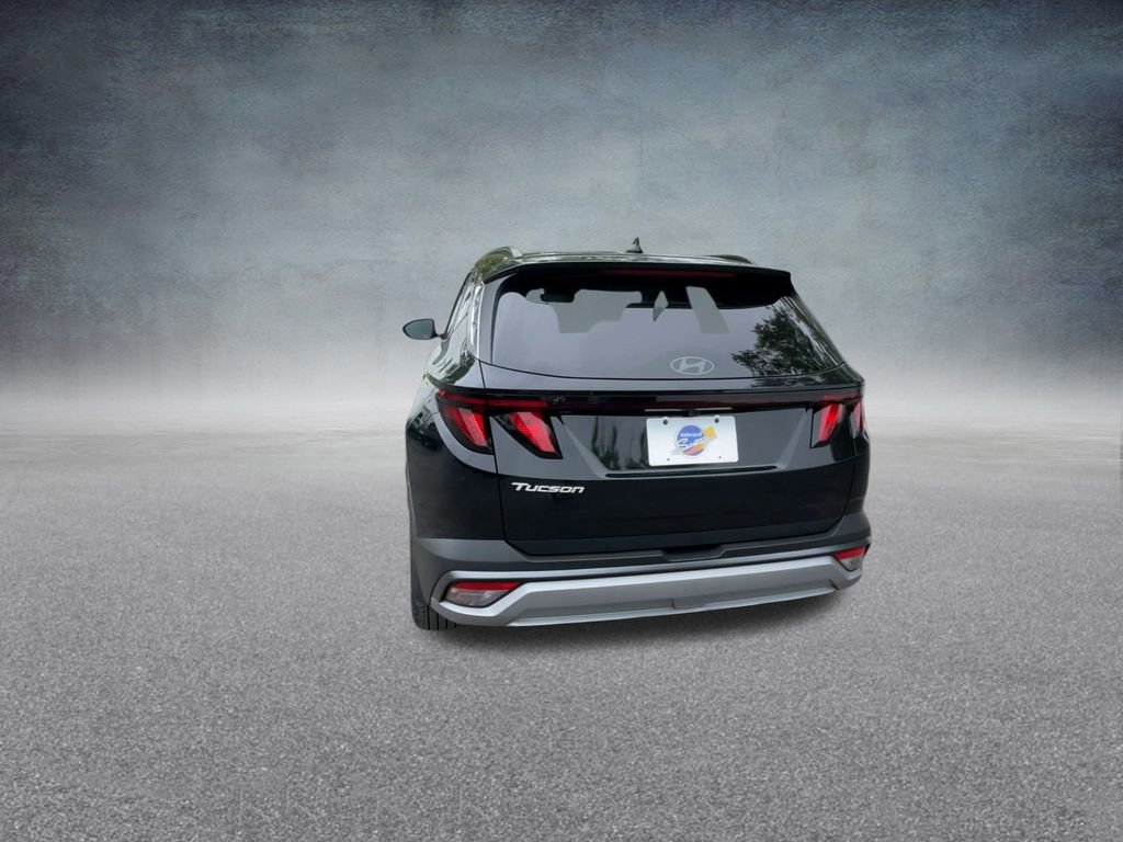 Used 2025 Hyundai Tucson SEL FWD image 19