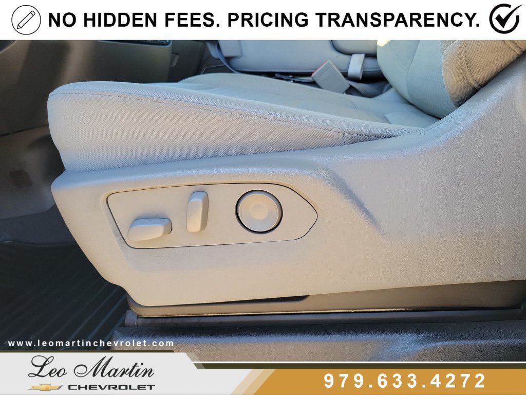 Used 2026 Chevrolet Silverado 1500 RST AWD/4WD image 14