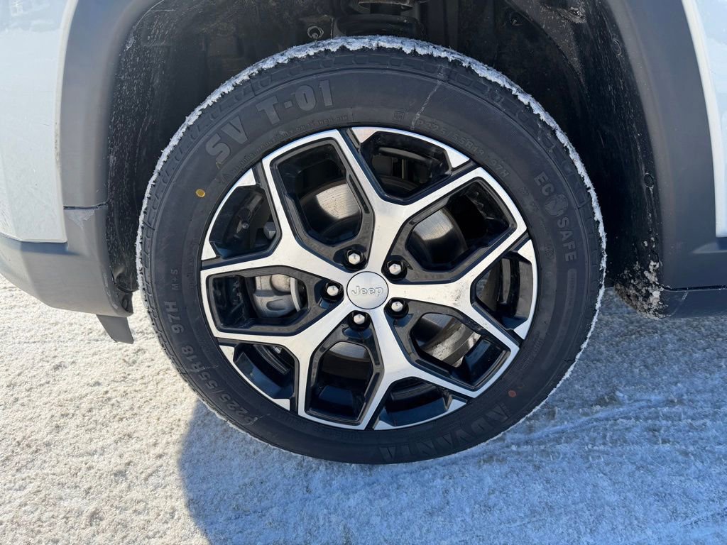 Used 2024 Jeep Compass Limited image 35