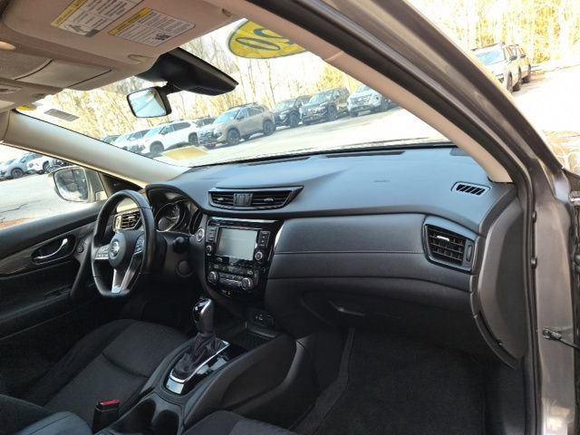 Used 2020 Nissan Rogue SV AWD/4WD image 12