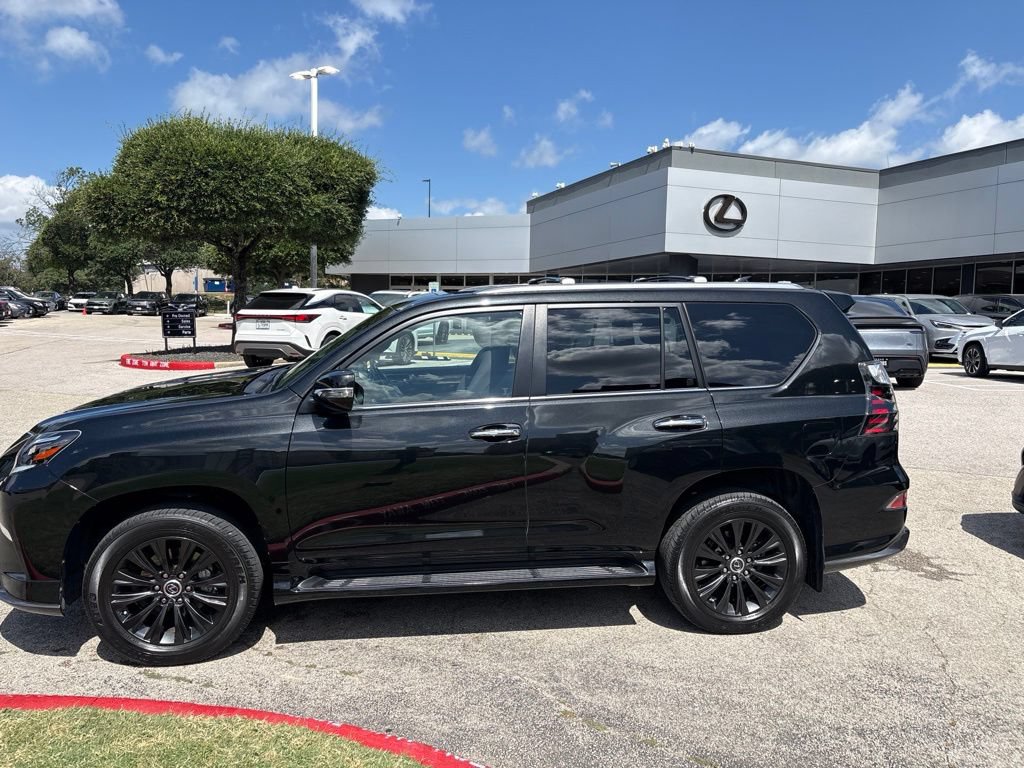 Certified 2023 Lexus GX 460 Premium w/ Accessory Package AWD/4WD image 2