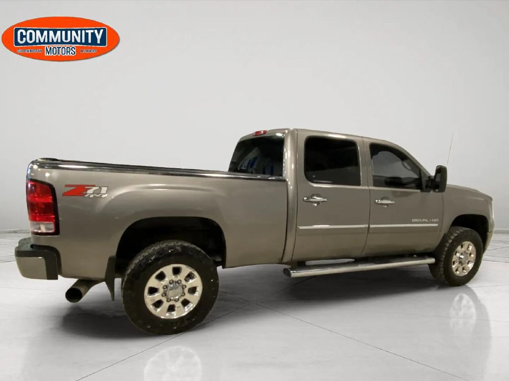 Used 2013 GMC Sierra 3500 Denali w/ Snow Plow Prep Package image 8
