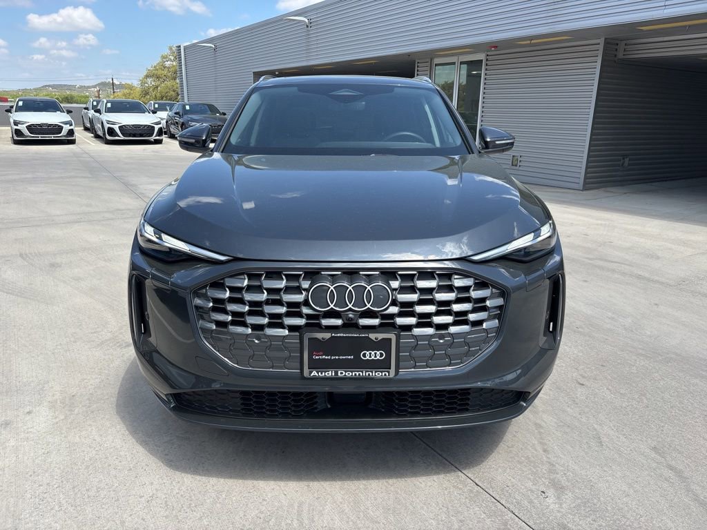 Certified 2025 Audi Q5 Premium w/ Convenience Package image 2