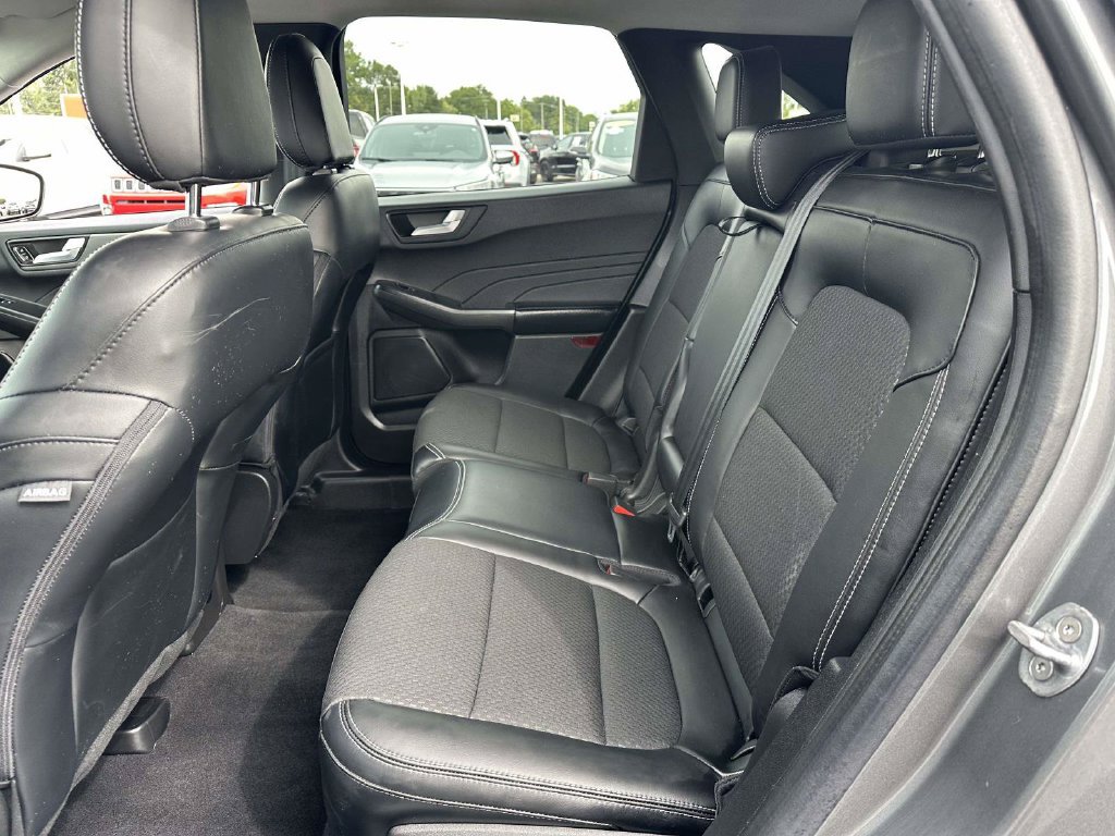 Certified 2023 Ford Escape SE FWD image 12