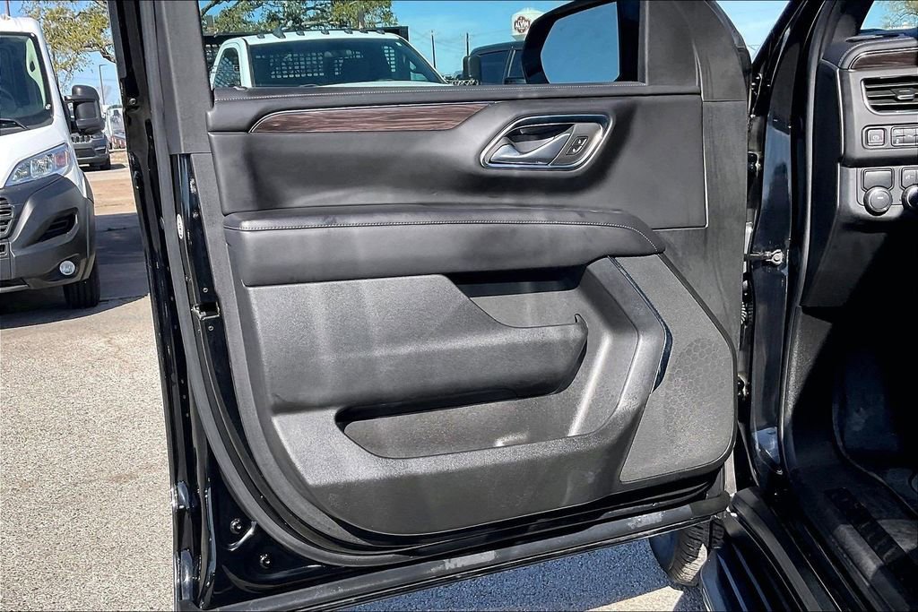 Used 2024 Chevrolet Tahoe LS w/ Driver Alert Package RWD image 17
