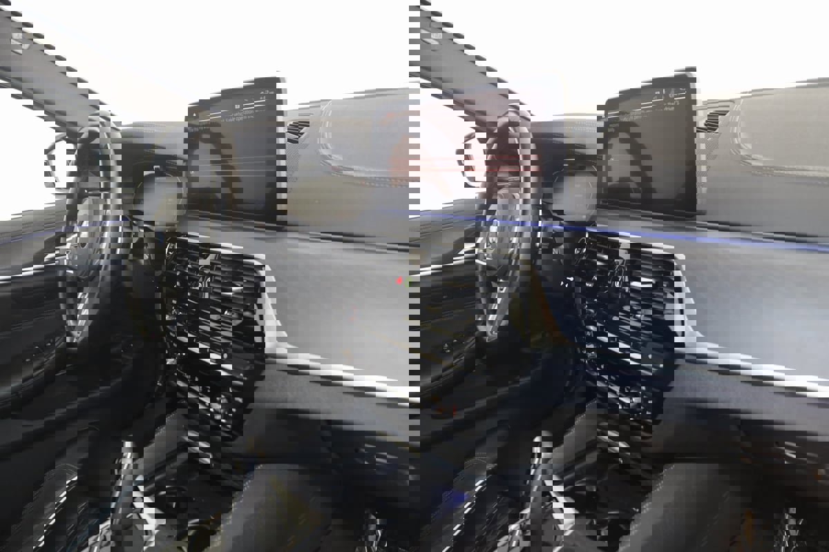 Used 2023 BMW M550i xDrive w/ Executive Package image 53