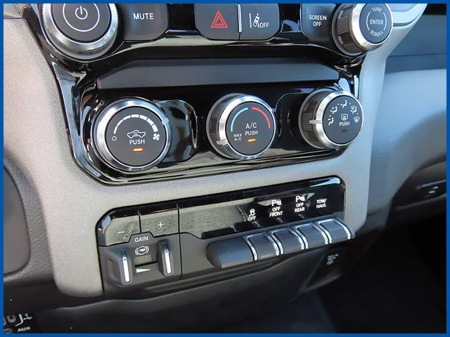 New 2026 RAM 1500 Warlock AWD/4WD image 16
