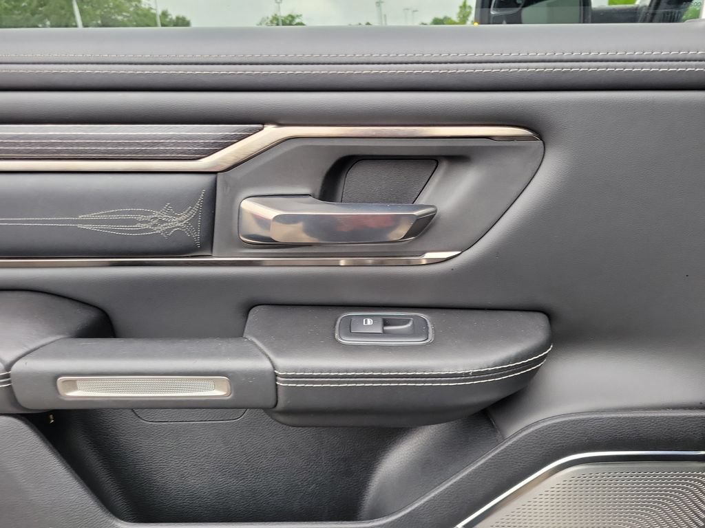 Used 2019 RAM 1500 Limited AWD/4WD image 15