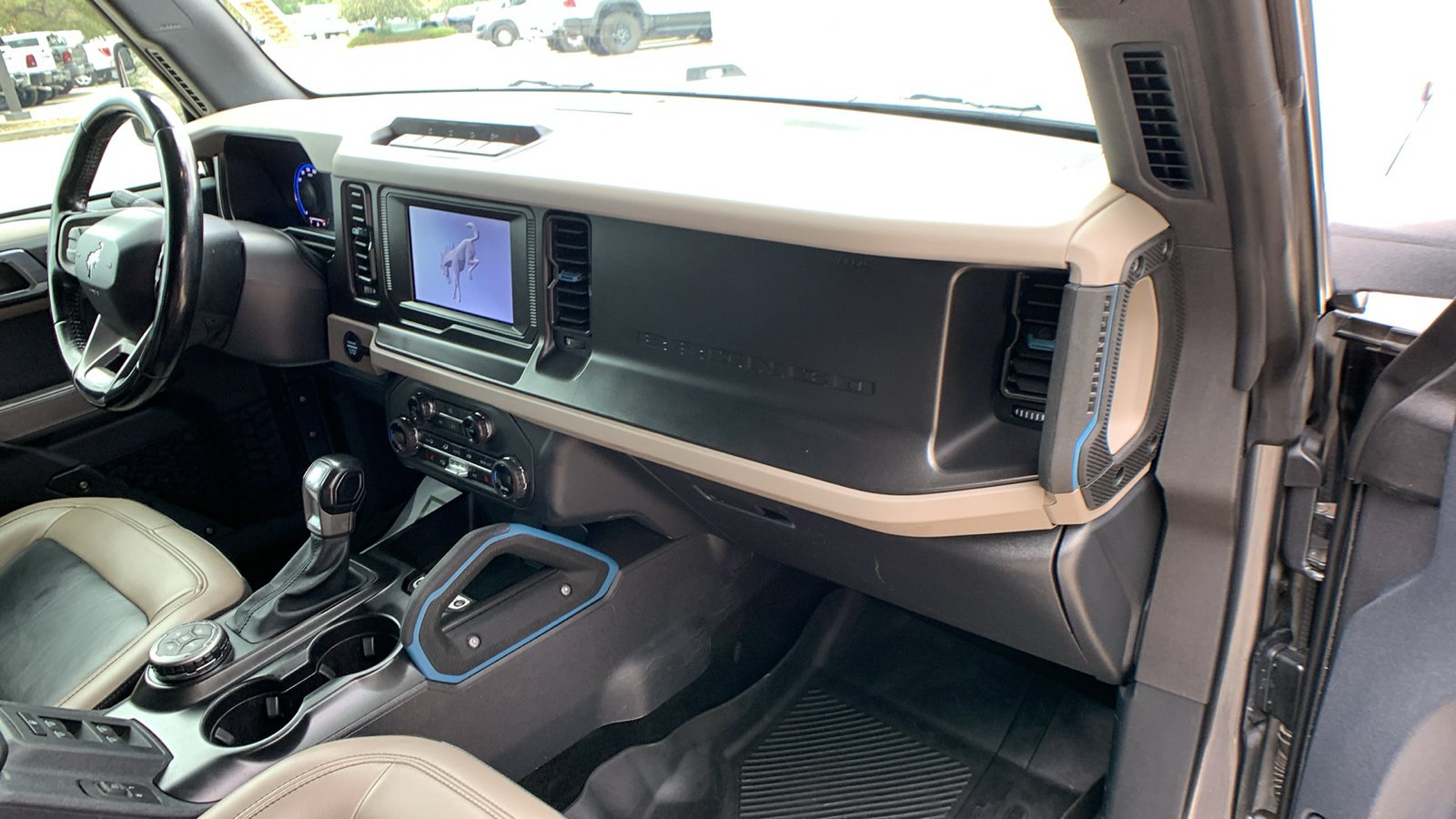 Used 2023 Ford Bronco Wildtrak AWD/4WD image 29