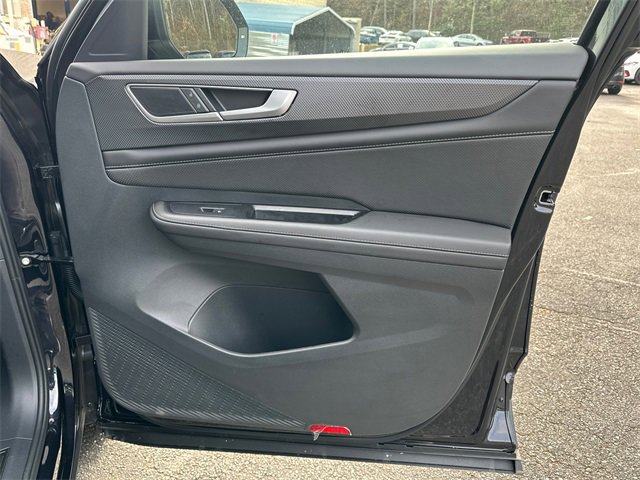 Certified 2025 Volkswagen Atlas Cross Sport SEL image 14