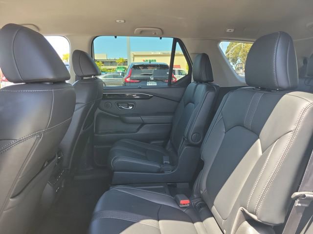 Used 2023 Honda Pilot EX-L image 13