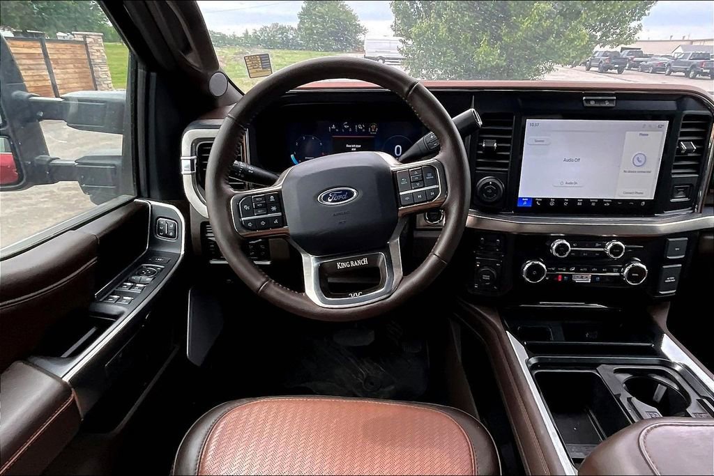 Used 2026 Ford F350 King Ranch AWD/4WD image 3