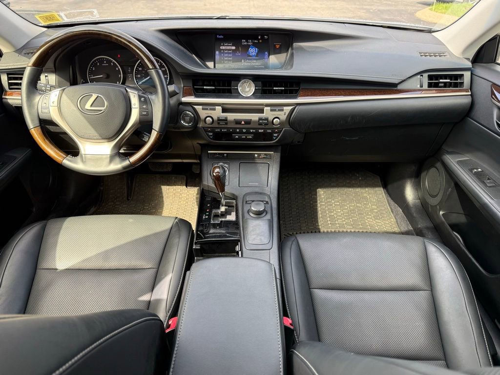 Used 2015 Lexus ES 350 w/ Premium Package image 14