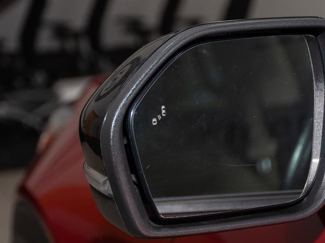 Used 2021 Ford Explorer Limited w/ Equipment Group 301A image 8