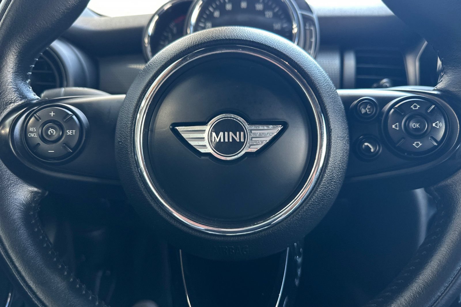 Used 2018 MINI Cooper Convertible FWD image 23