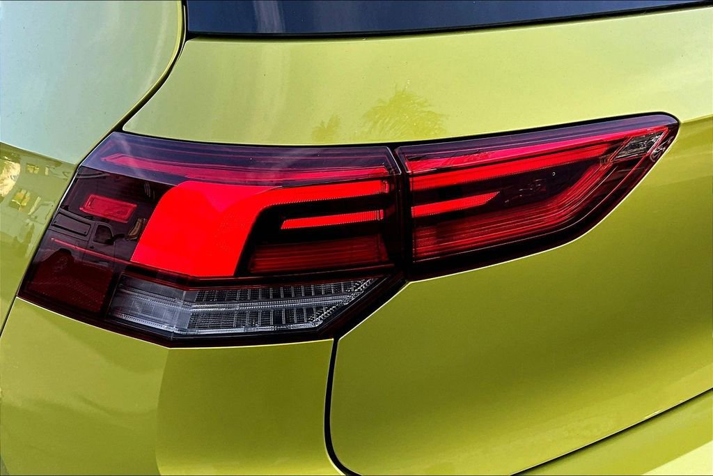 Used 2022 Volkswagen GTI Autobahn image 22