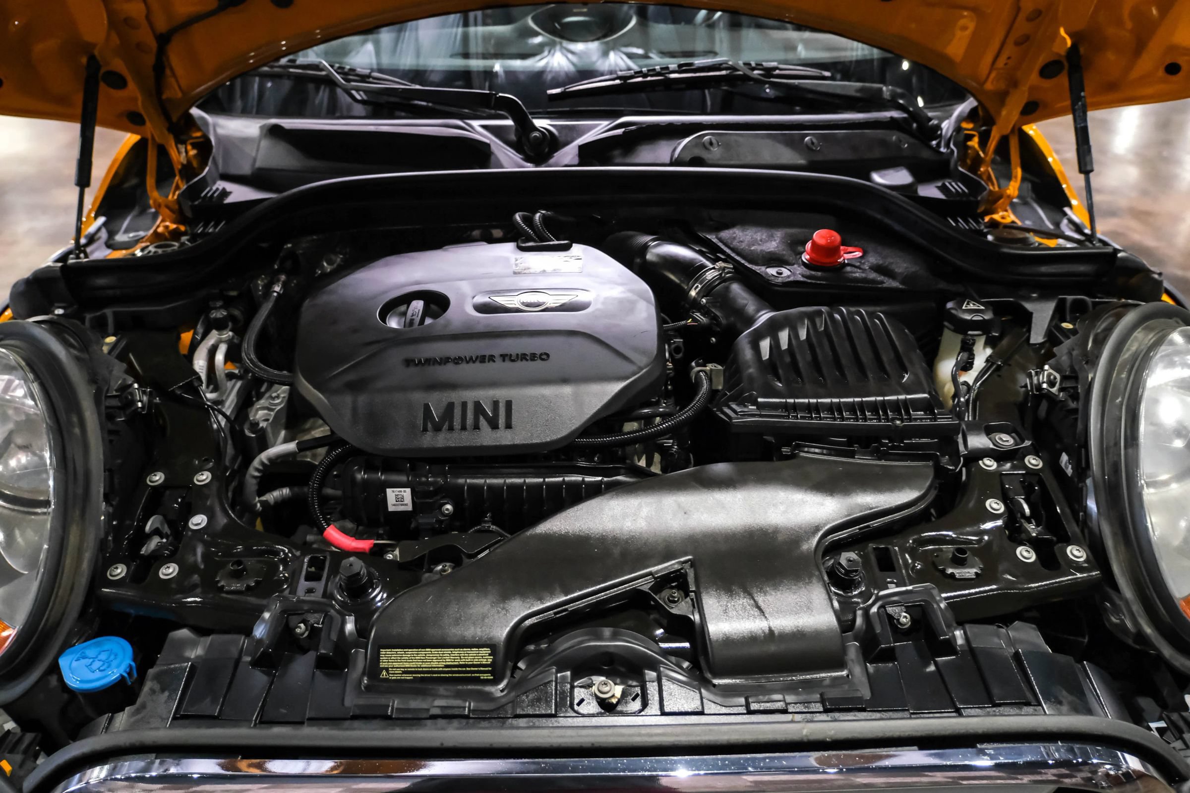 Used 2014 MINI Cooper 2-Door Hardtop FWD image 38