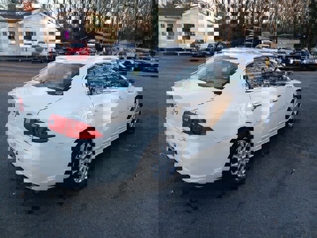 Used 2010 Buick Lucerne CXL image 4