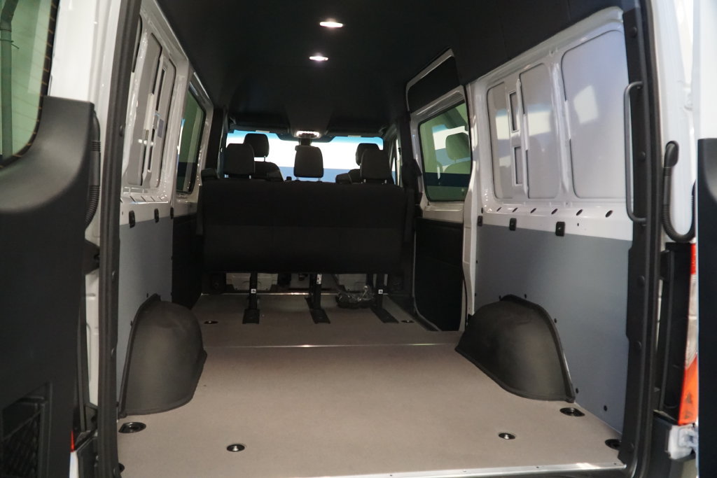 New 2026 Mercedes-Benz Sprinter 2500 image 9