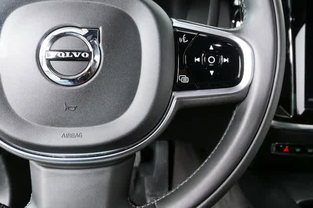 Used 2019 Volvo S60 T6 Inscription image 11