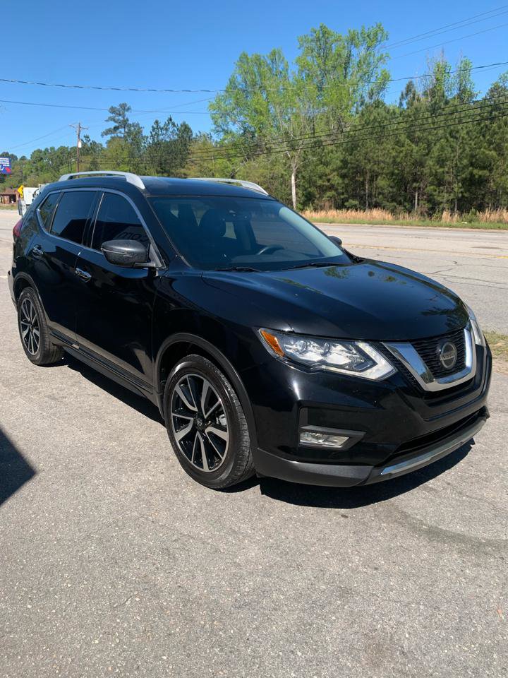 Used 2020 Nissan Rogue SL w/ Premium Package image 3