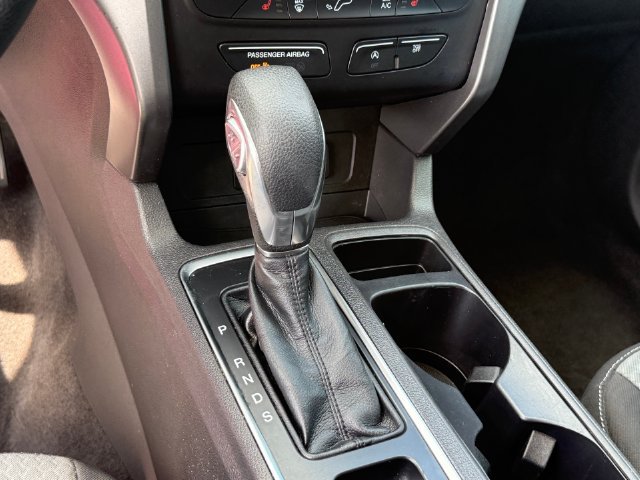 Used 2018 Ford Escape SE FWD image 19