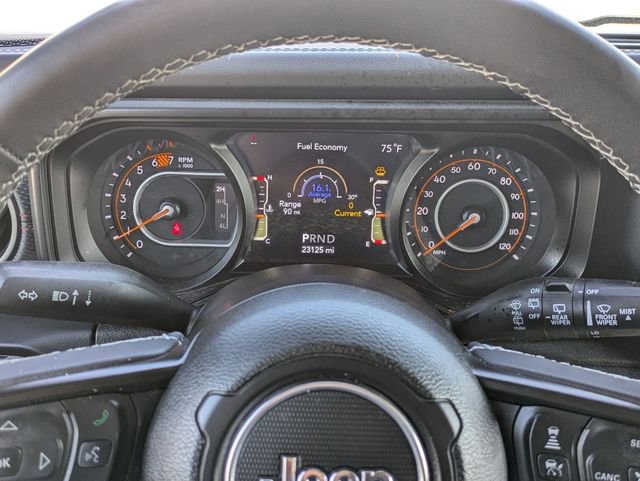 Used 2025 Jeep Wrangler Unlimited Rubicon image 17