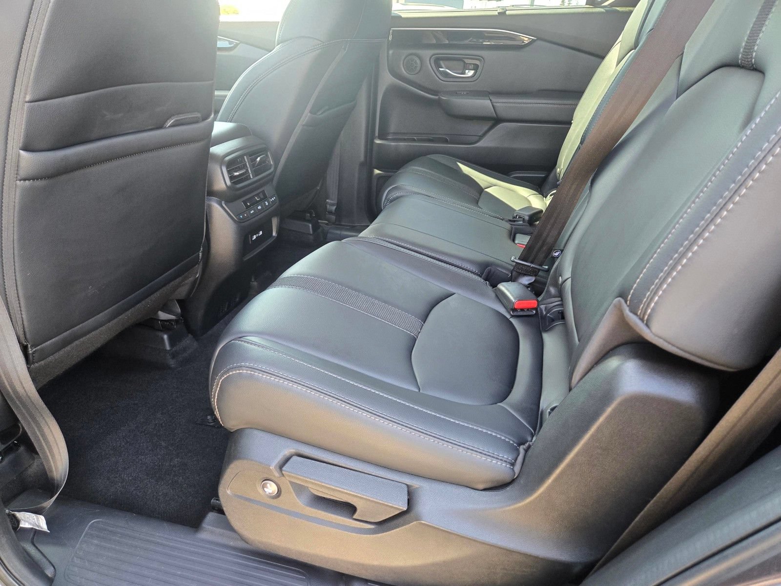 Certified 2023 Honda Pilot EX-L image 16