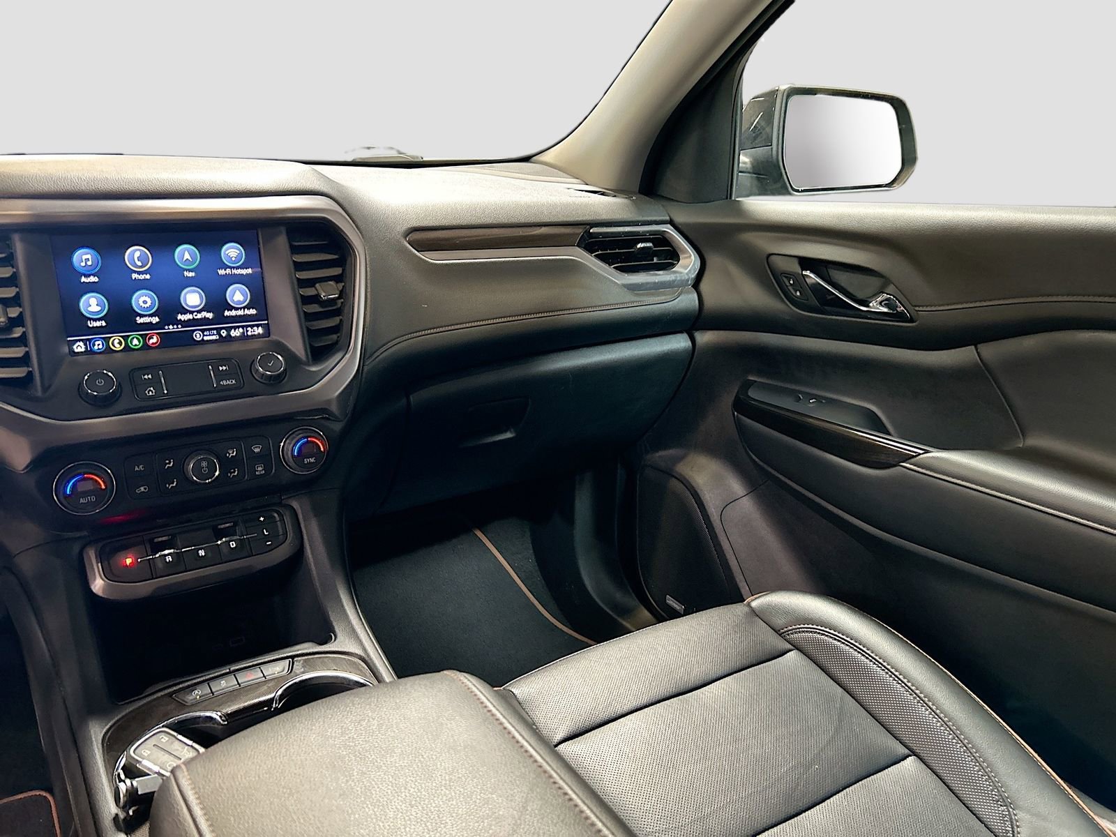 Used 2021 GMC Acadia AT4 w/ Technology Package image 24