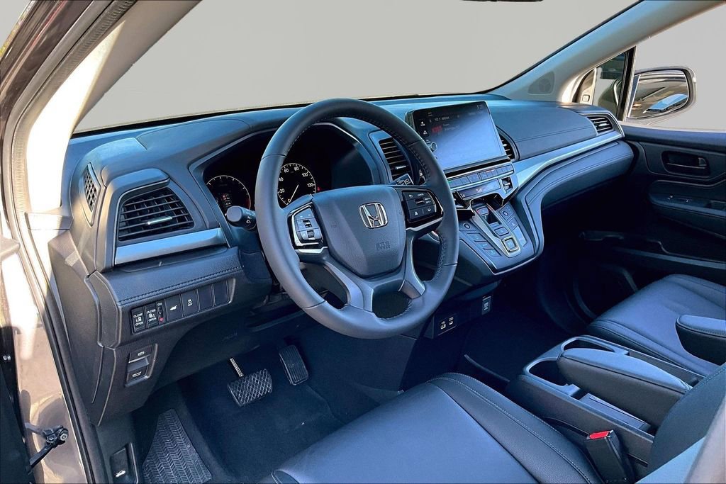 Certified 2025 Honda Odyssey EX-L image 14