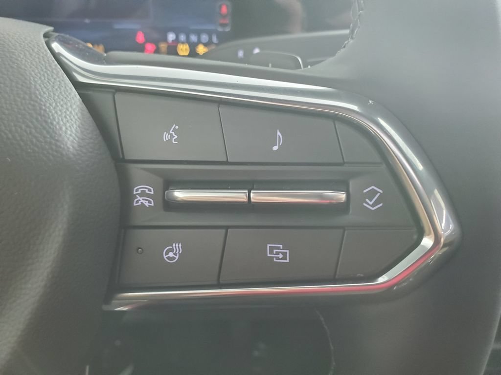 New 2026 Chevrolet Equinox ACTIV w/ Safety and Technology Package AWD/4WD image 21