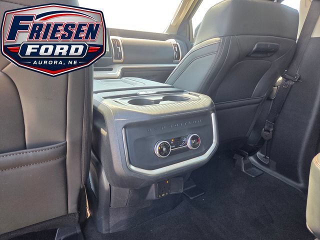 Used 2025 Ford Expedition Active AWD/4WD image 25