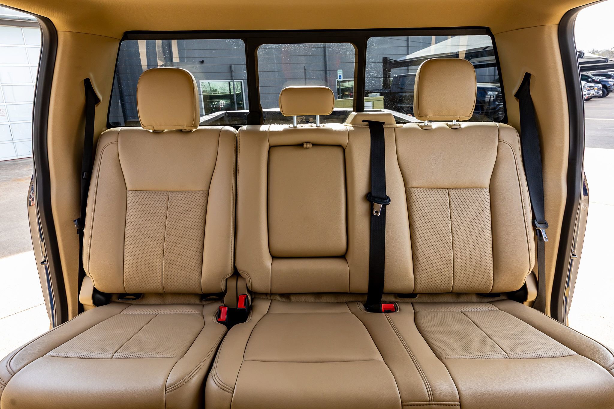 Used 2020 Ford F350 Lariat w/ Lariat Ultimate Package image 34