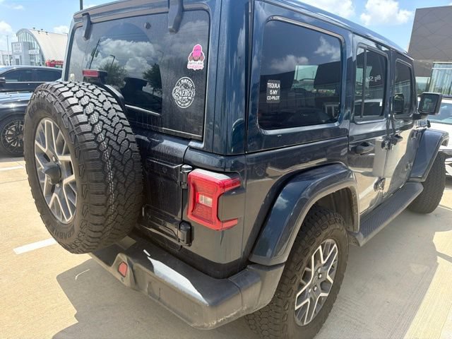 Used 2025 Jeep Wrangler Unlimited Sahara w/ Safety Group AWD/4WD image 3