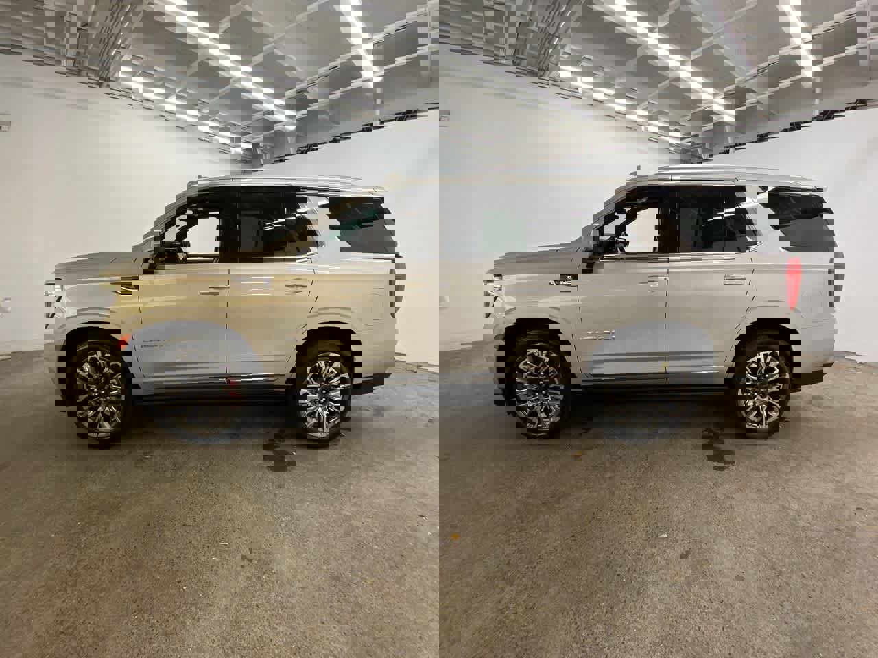 Used 2024 GMC Yukon Denali Ultimate image 3