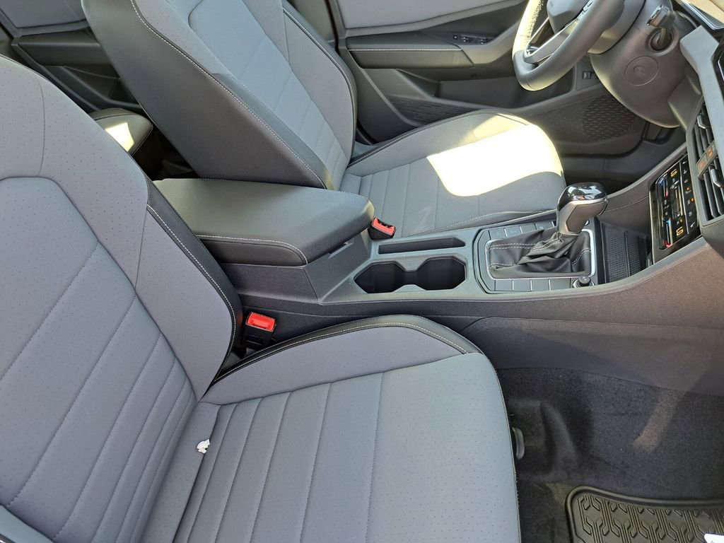 New 2026 Volkswagen Jetta SE image 19