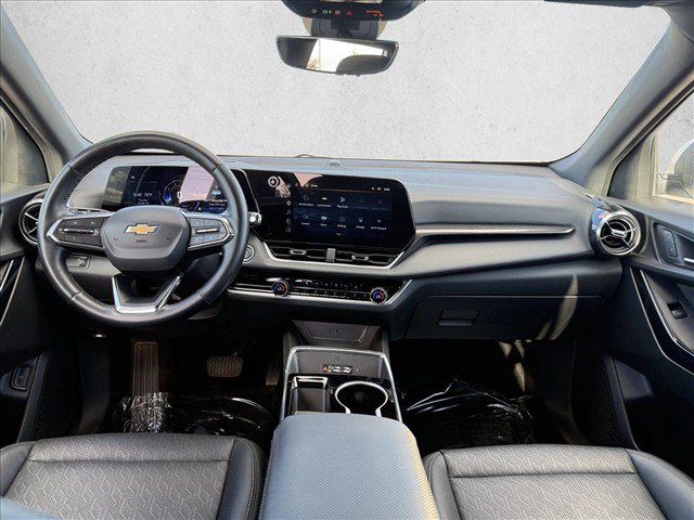 Used 2025 Chevrolet Equinox LT w/ Convenience Package II FWD image 14