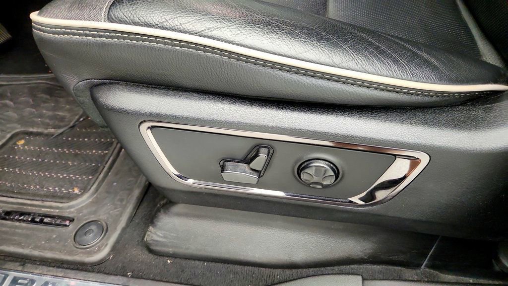 Used 2025 RAM 1500 Limited w/ Trailer Tow Group AWD/4WD image 12