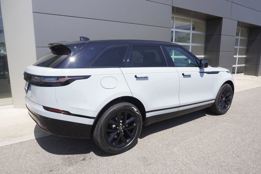 New 2026 Land Rover Range Rover Velar Dynamic SE image 4