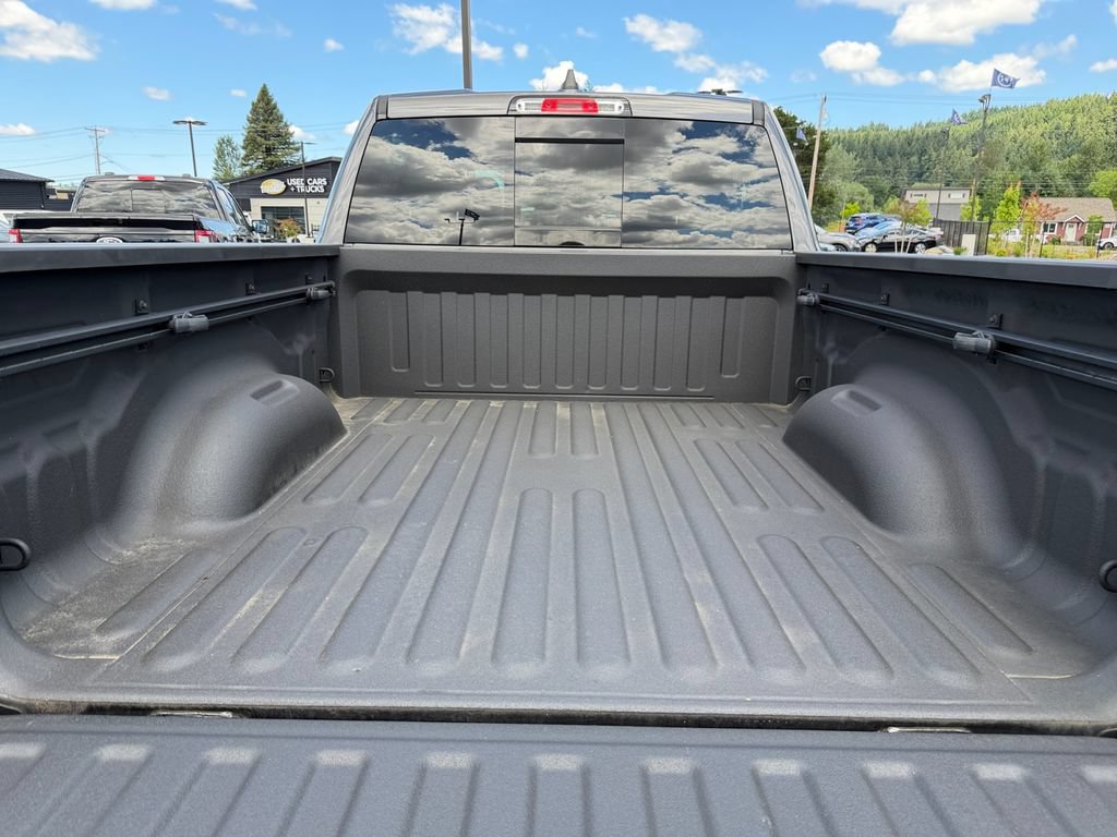 Used 2019 RAM 1500 Laramie AWD/4WD image 23