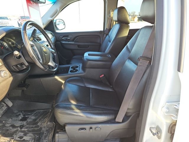 Used 2013 Chevrolet Silverado 1500 LTZ w/ LTZ White Diamond Edition image 12