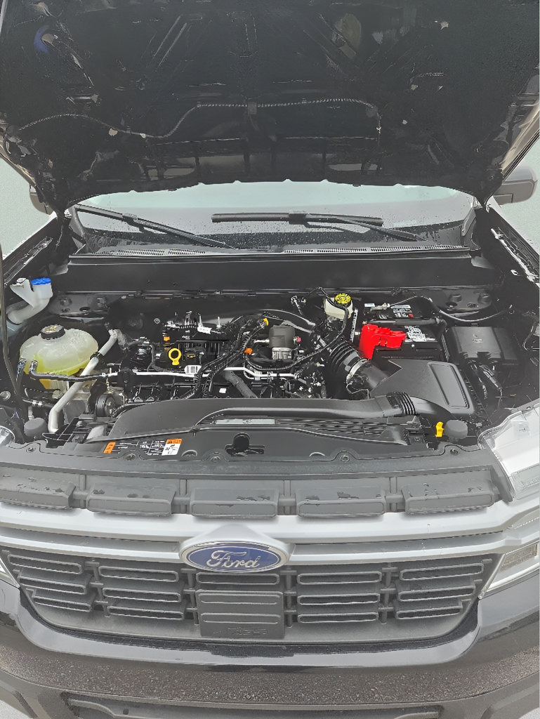 Used 2024 Ford Maverick Lariat AWD/4WD image 7
