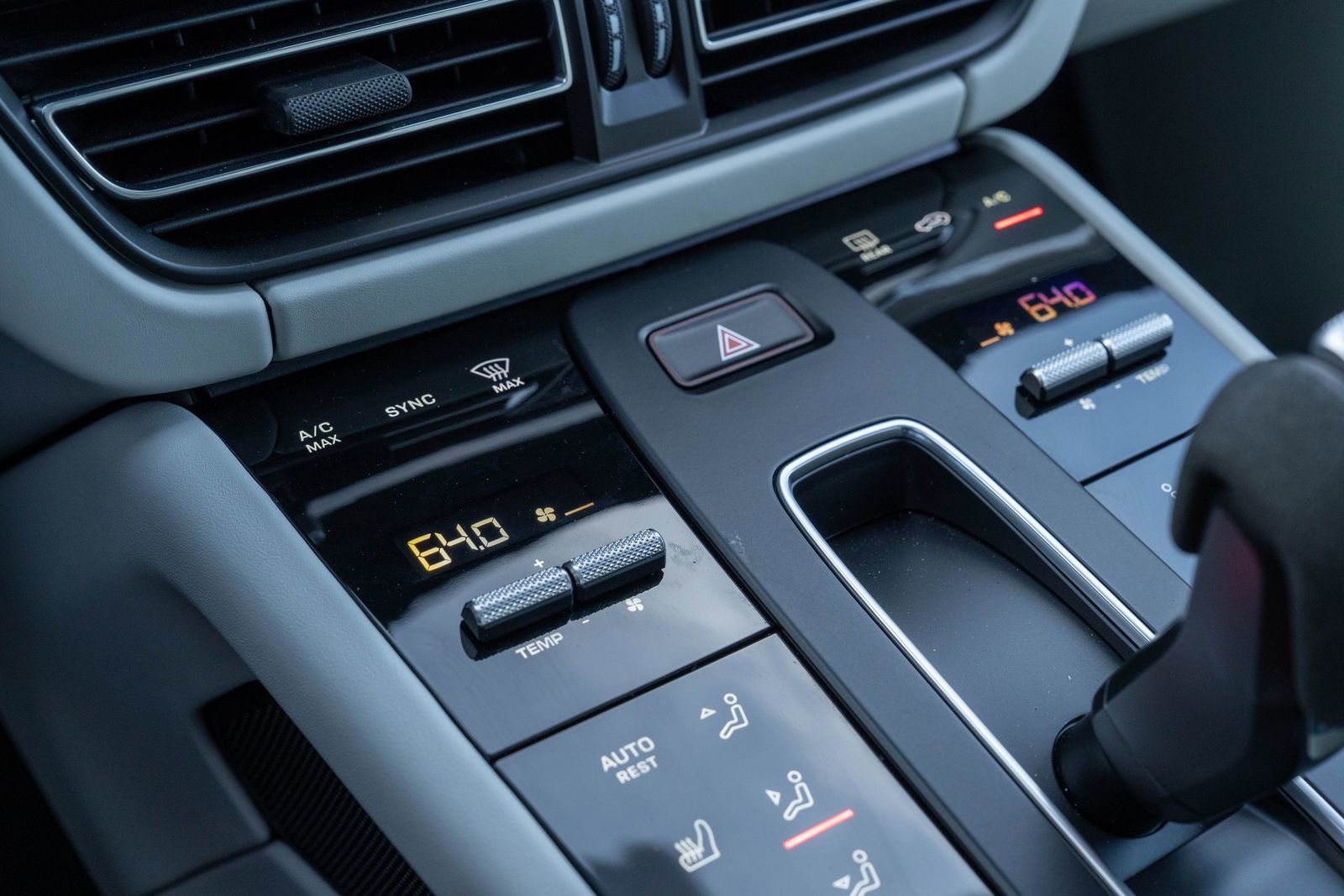 Certified 2026 Porsche Macan S image 30