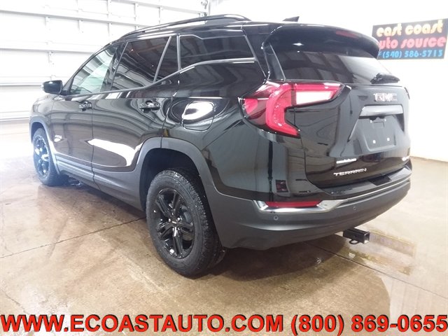 Used 2024 GMC Terrain AT4 AWD/4WD image 4