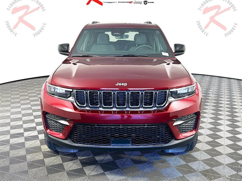 New 2025 Jeep Grand Cherokee Laredo X image 2