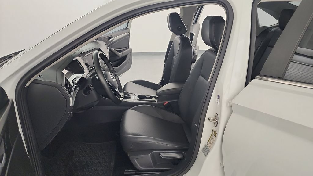 Used 2019 Volkswagen Jetta SE FWD image 14