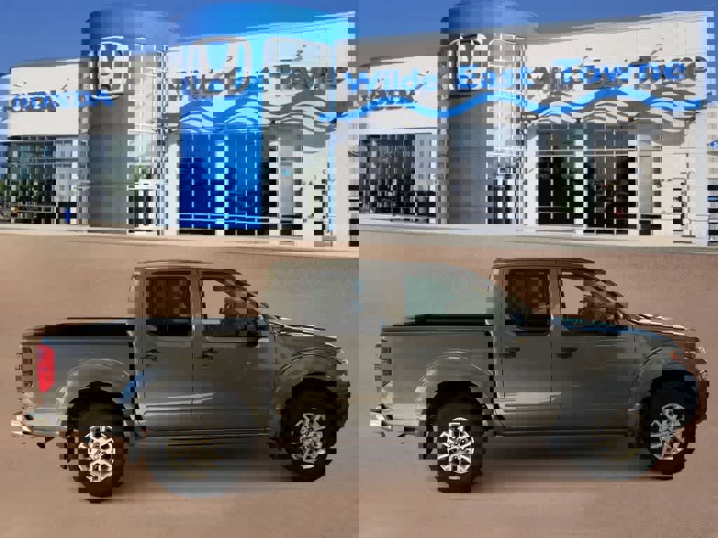 Used 2017 Nissan Frontier SV image 9