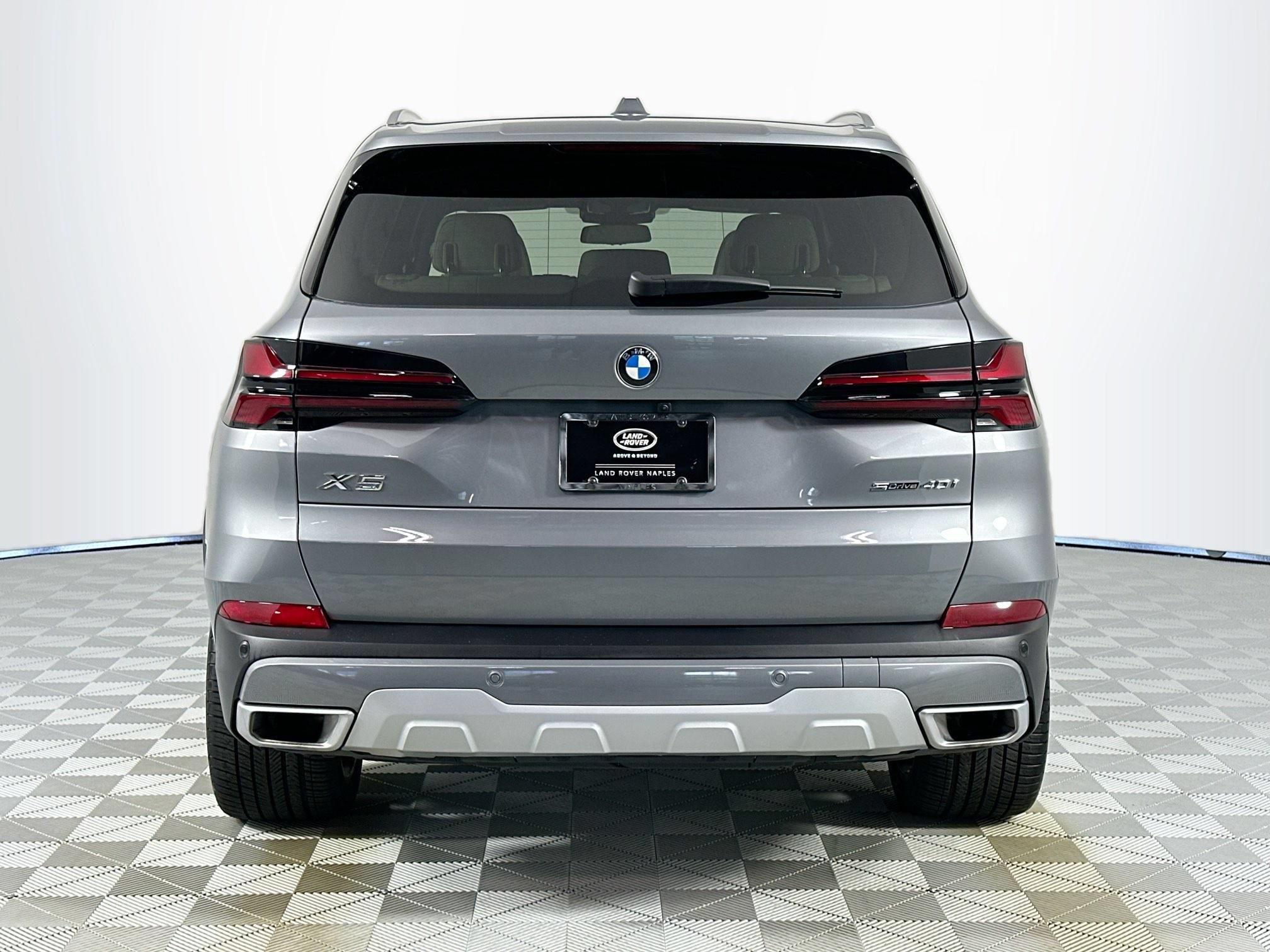 Used 2025 BMW X5 sDrive40i w/ Climate Comfort Package RWD image 6